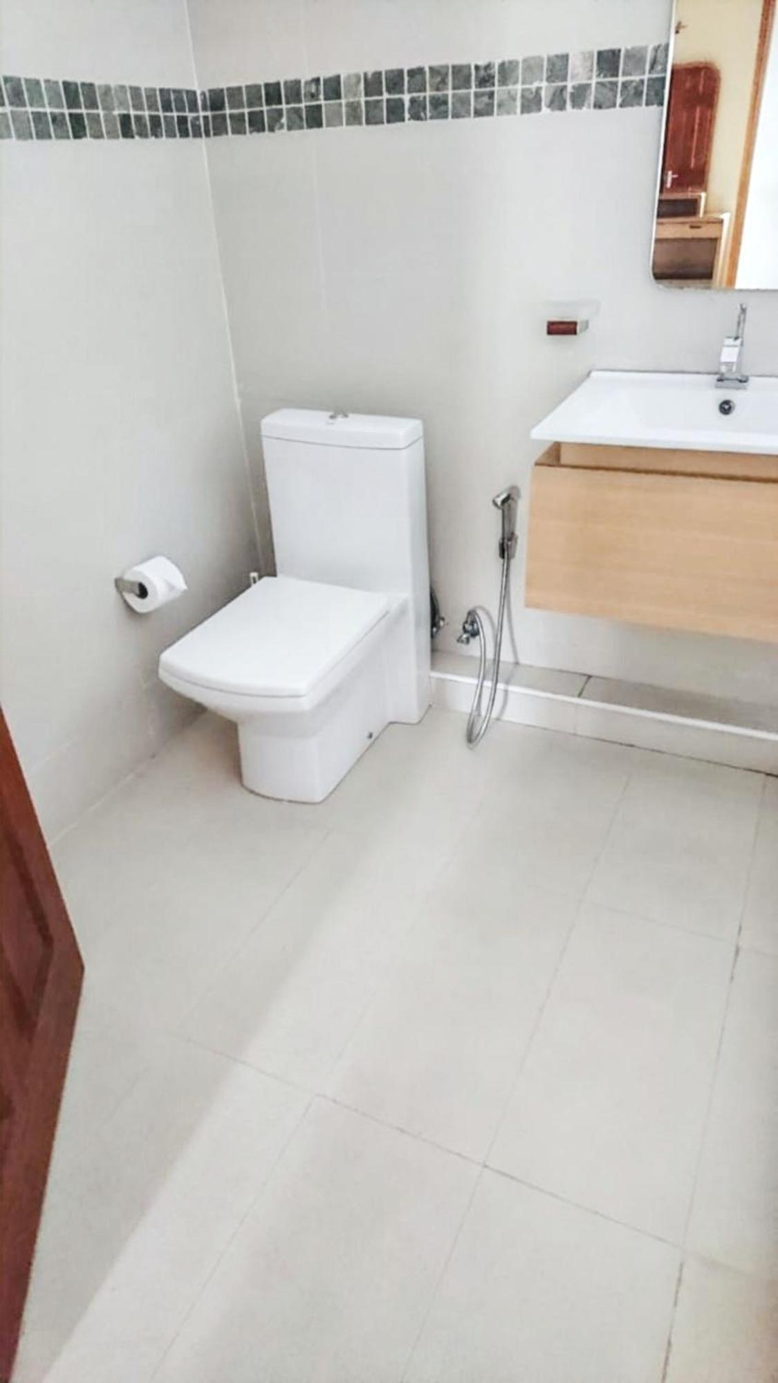 Spacious House In Flic En Flac With Shared Pool Kültér fotó