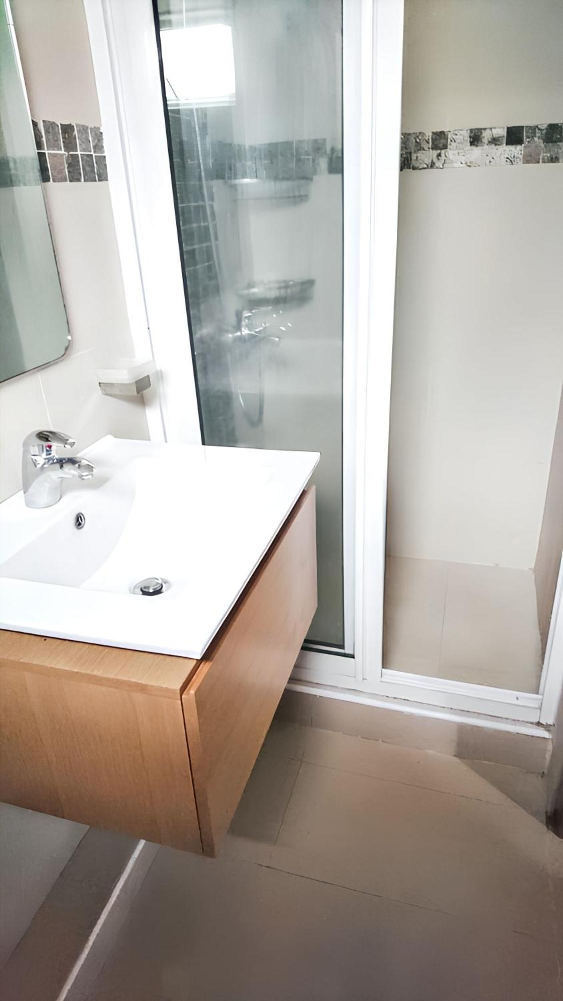 Spacious House In Flic En Flac With Shared Pool Kültér fotó