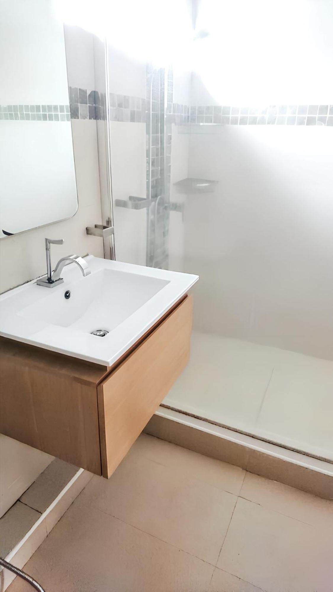 Spacious House In Flic En Flac With Shared Pool Kültér fotó